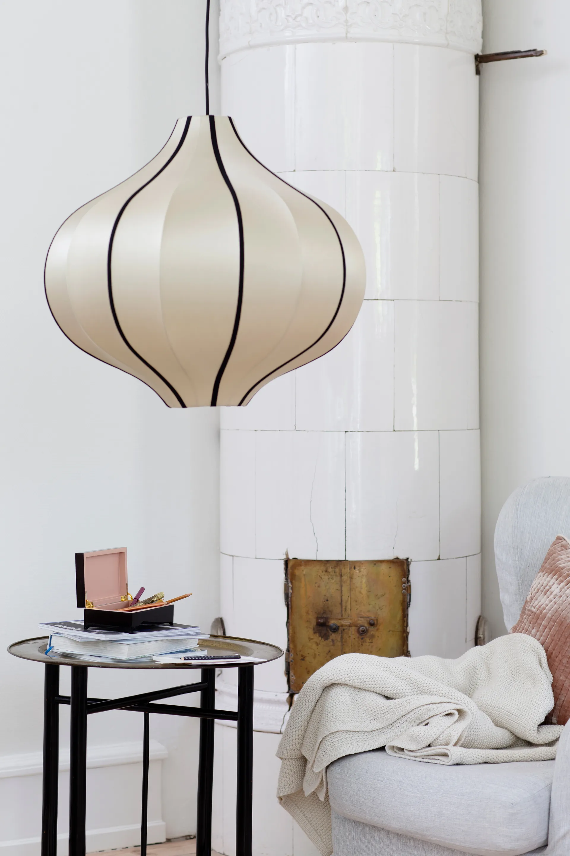 Indochina Classic Onion L lampshade, Kit-black Oi Soi Oi