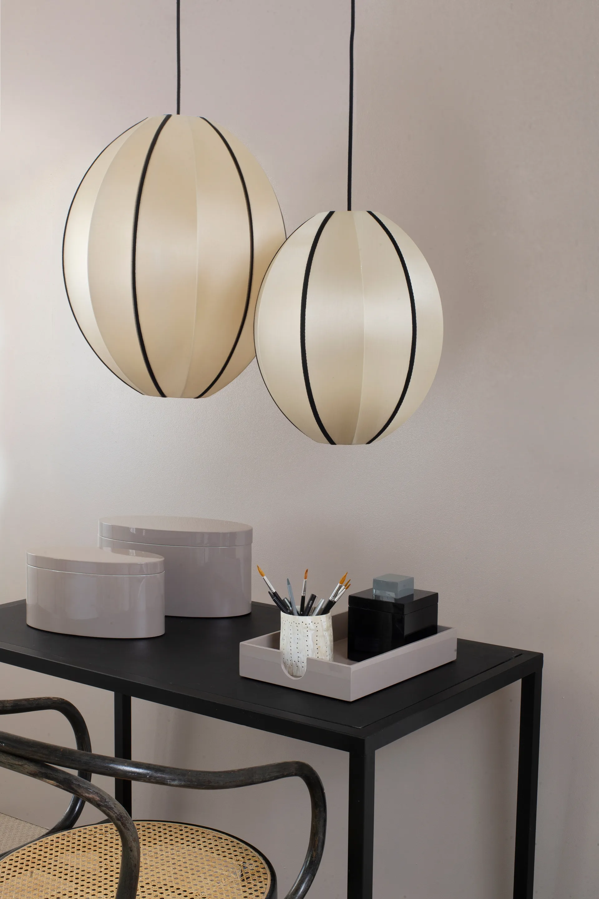 Indochina Classic Oval S lamp shade, Kit-black Oi Soi Oi