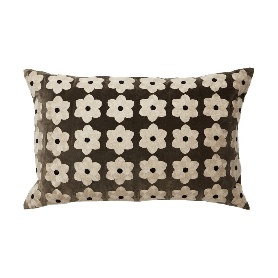 Olsson & Jensen Daisy cushion cover 40x60 cm Mole | Scandinavian Design | Cushion covers | Brown