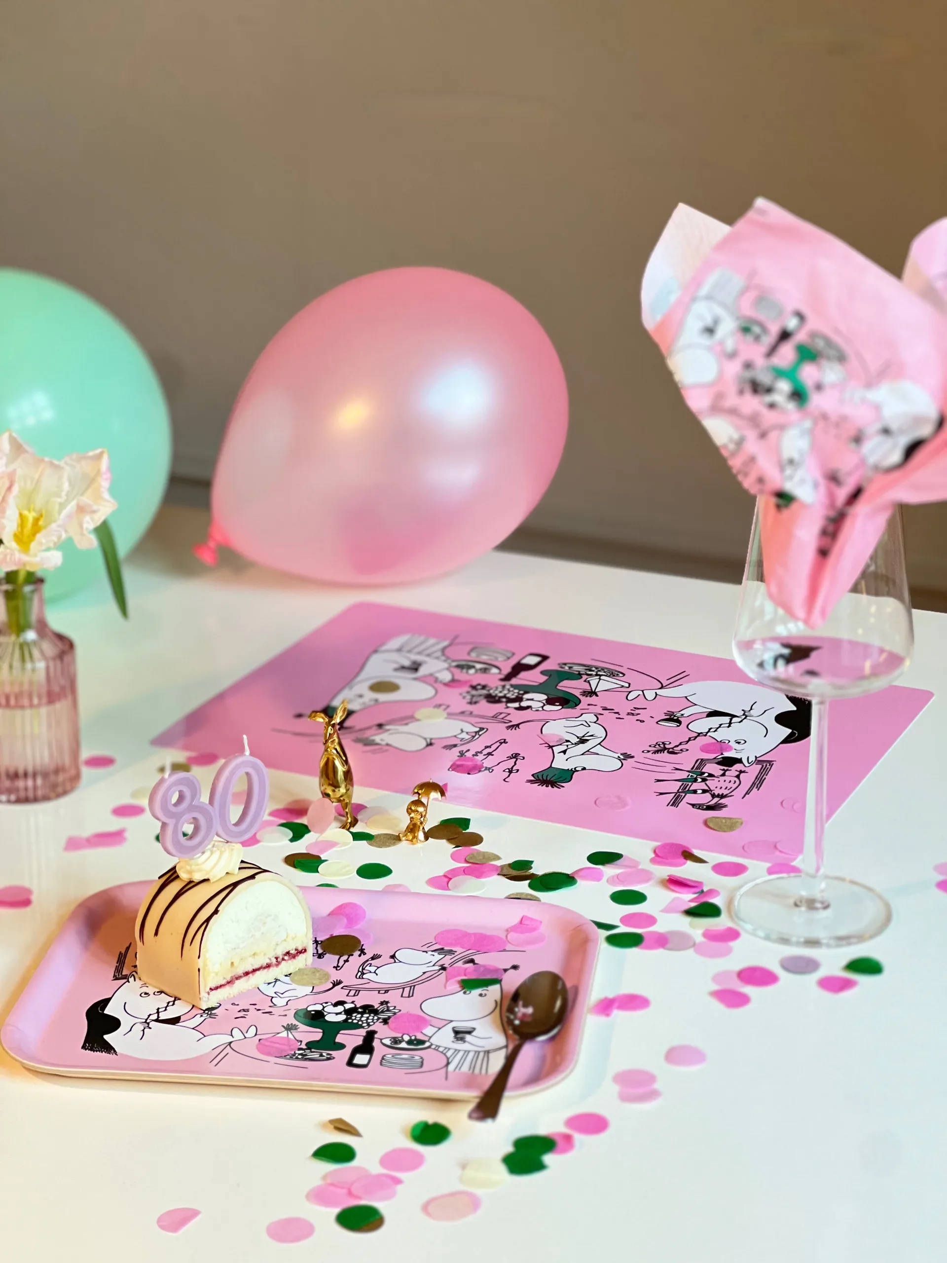 Moomin 80 table mat 27.5x40 cm, Pink Opto Design