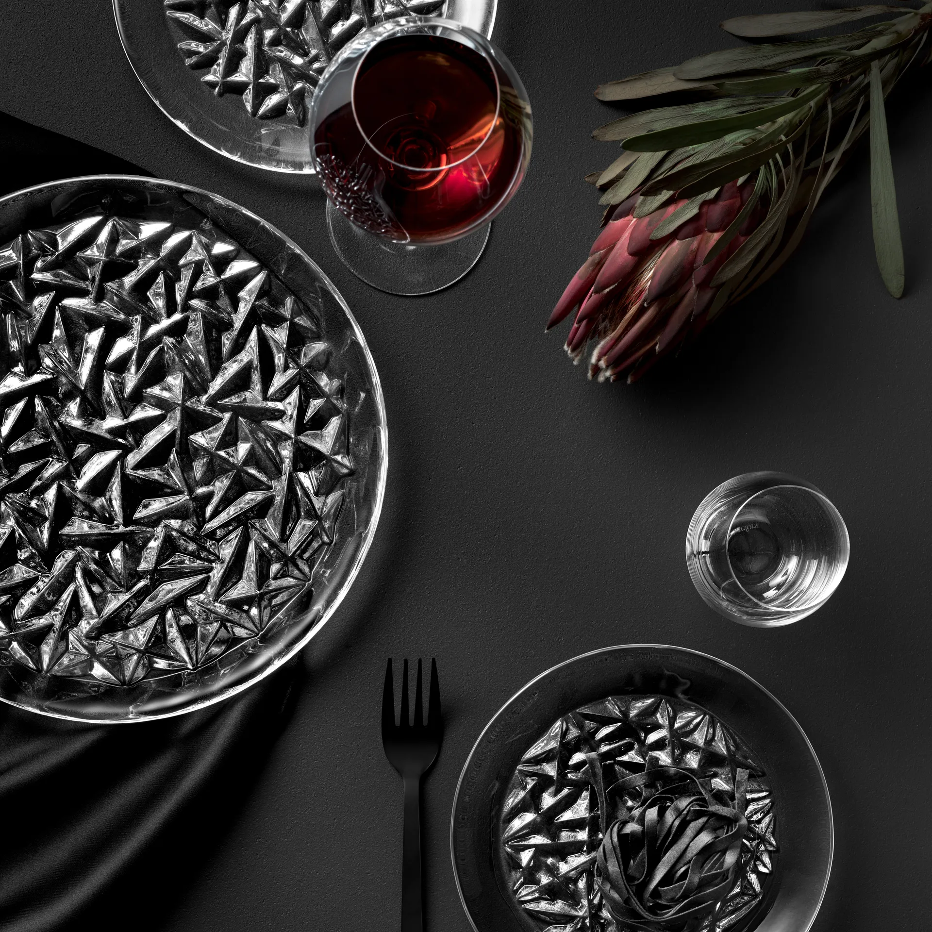 Carat dinner plate, Ø 27 cm Orrefors