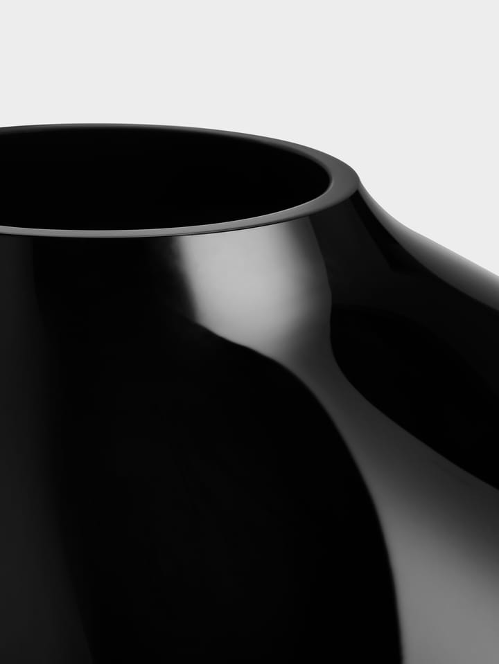 Ebon vase 240 mm - Black - Orrefors