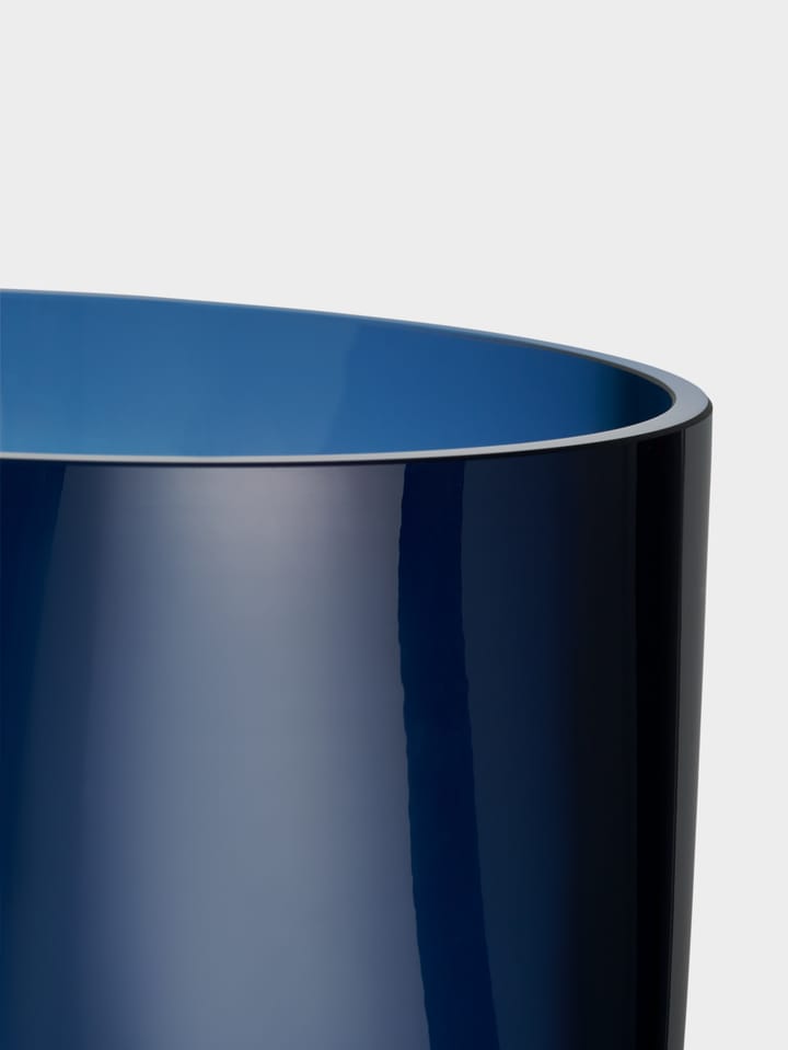 Squeeze vase - Midnight blue - Orrefors