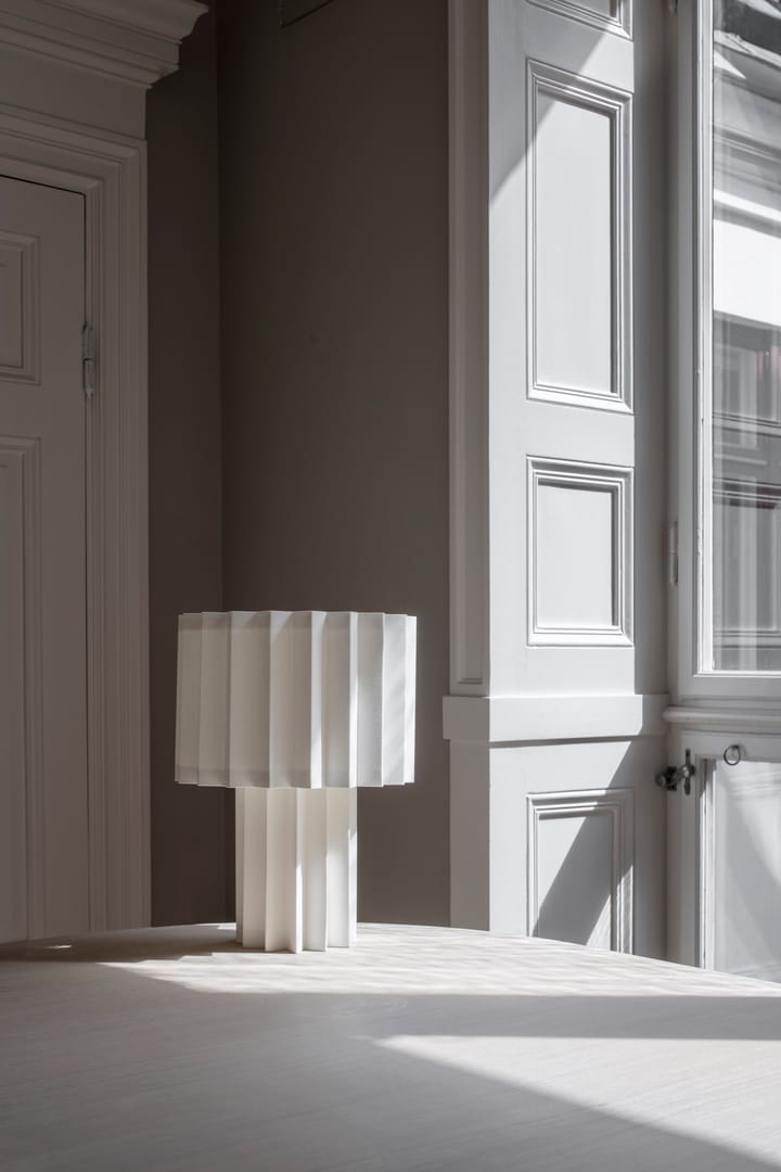 Plissé table lamp - textile - White - Örsjö Belysning