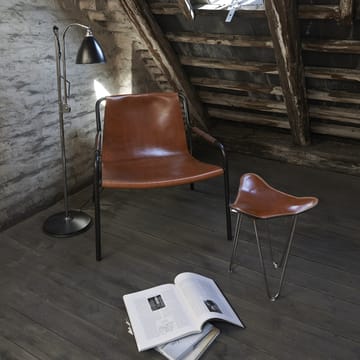 September lounge chair - leather cognac. black laquered  steelstand - OX Denmarq