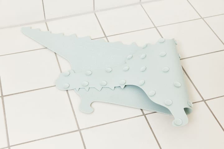 Crocodile Gustav bath mat - Pale mint - OYOY