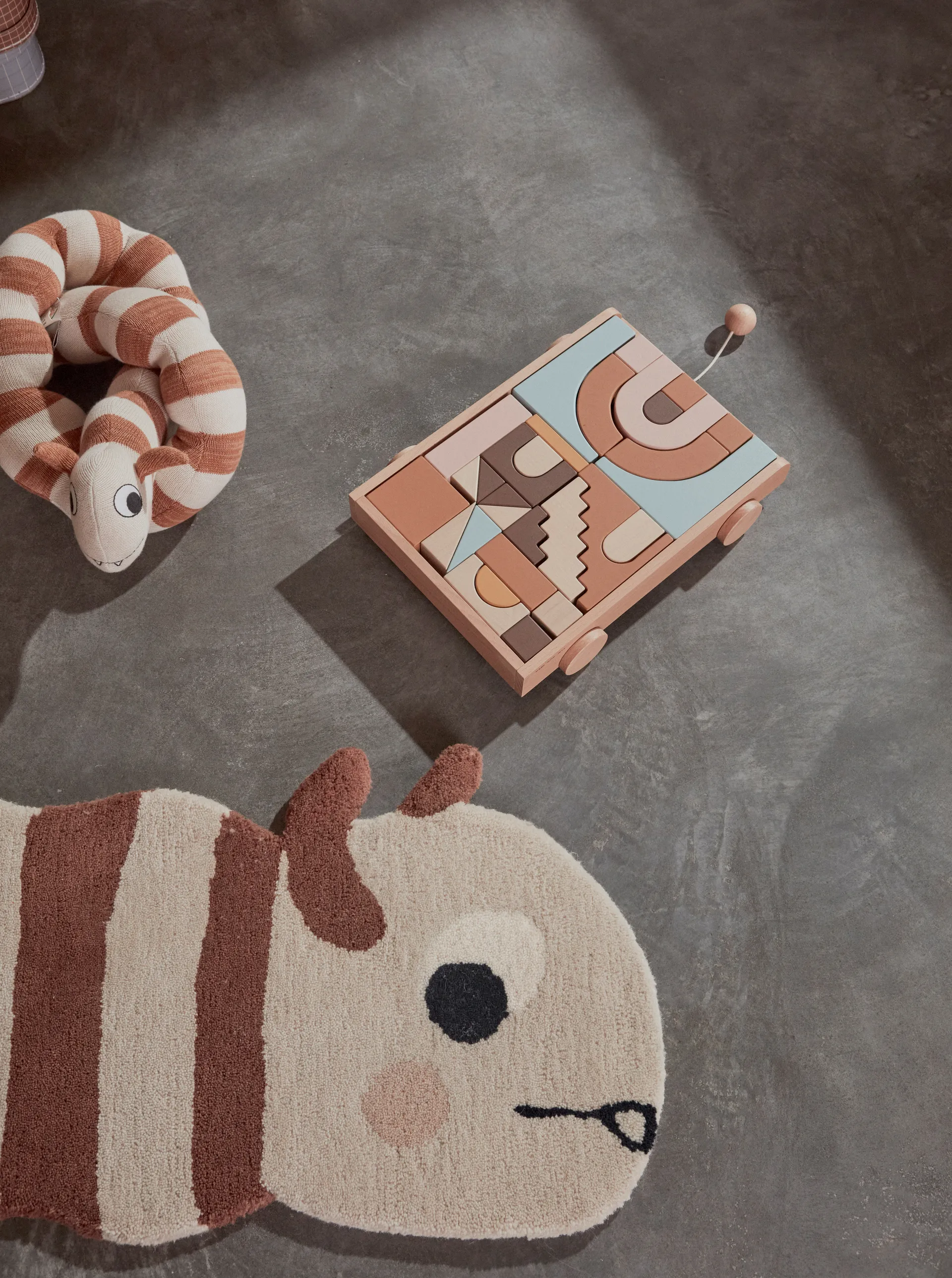 Leo larva rug 40x180 cm, Caramel-off white OYOY