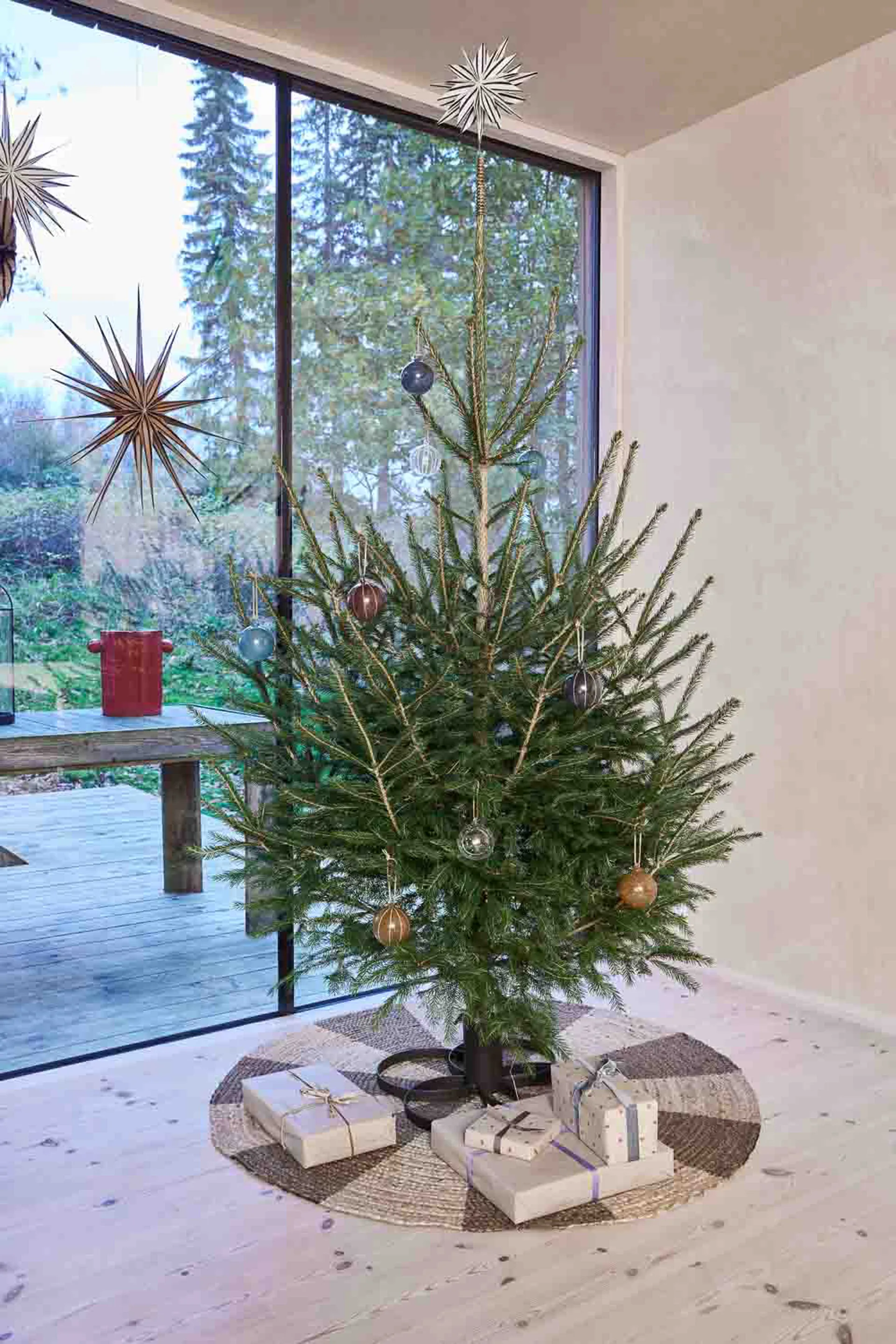 OYOY Christmas tree stand, Browned brass OYOY