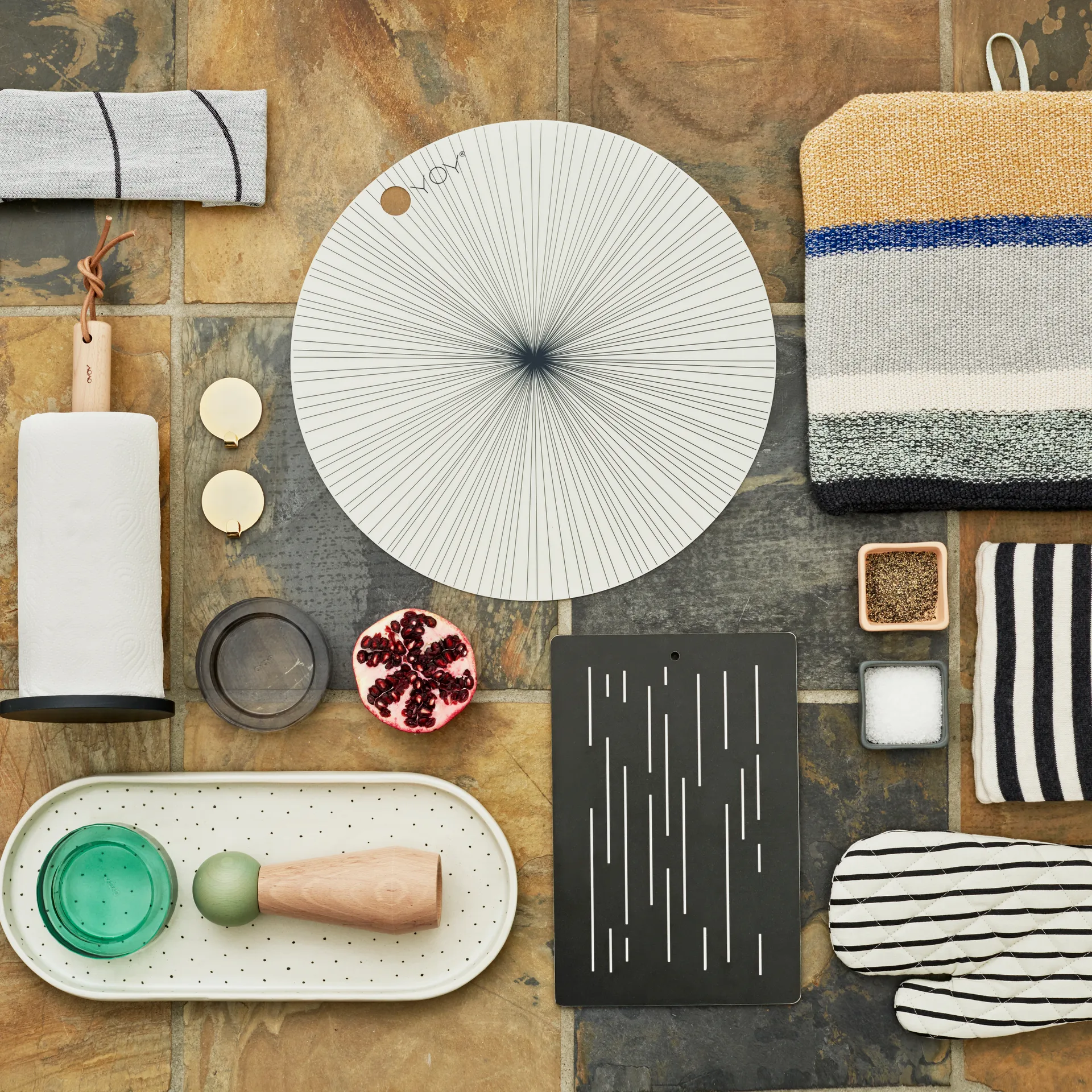 OYOY round placemat 2-pack, white, black stripes OYOY