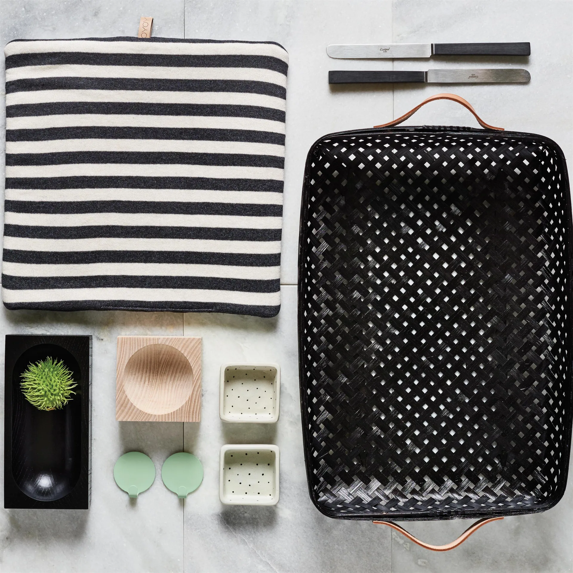 Sporta bread basket 42x28 cm, black OYOY