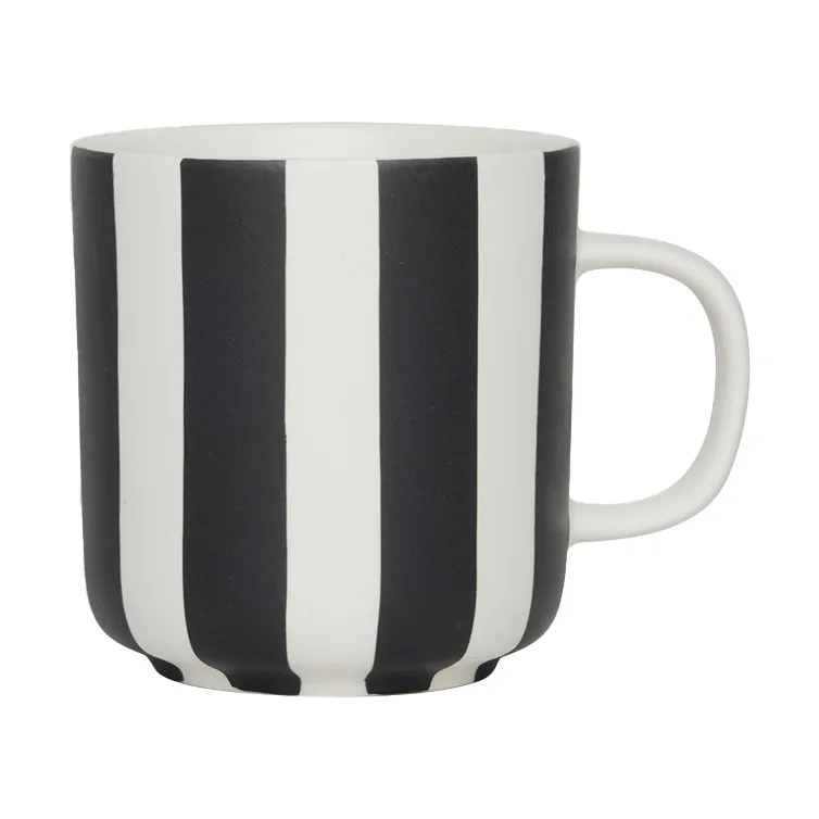OYOY Toppu mug Black-white | Scandinavian Design | Coffee cups | White