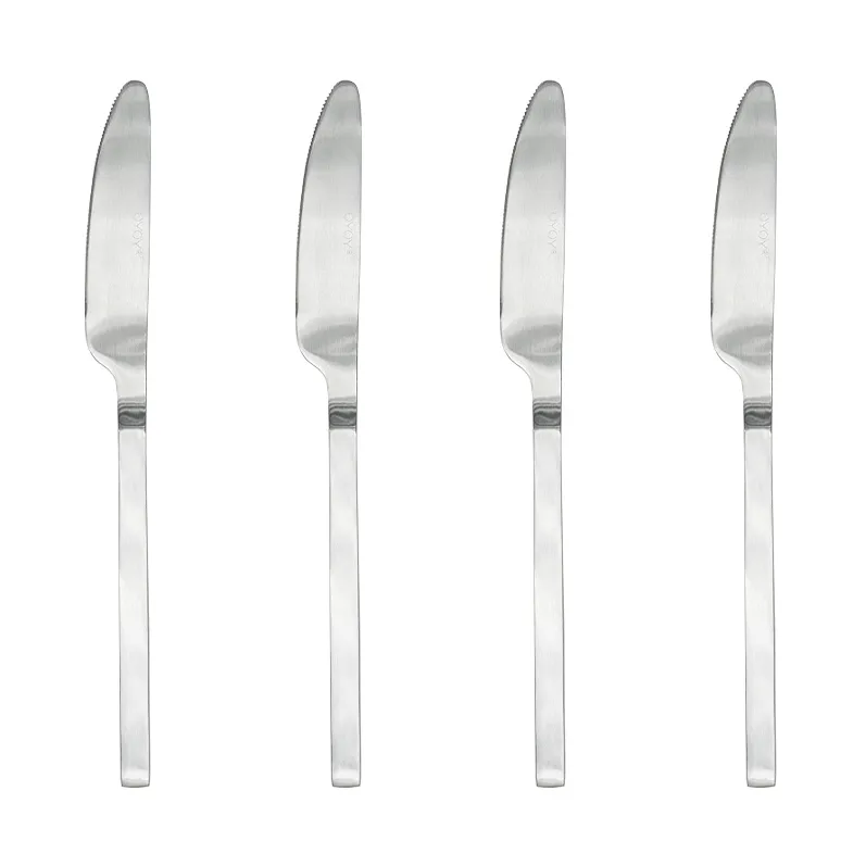 OYOY Yuka Knife 4-pack Brushed Steel | Scandinavian Design | Table cutlery | Silver-coloured