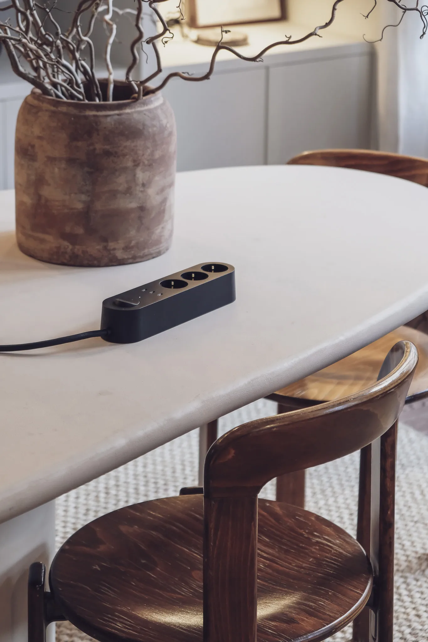 Alma Power Bar power strip, Midwinter black palett3