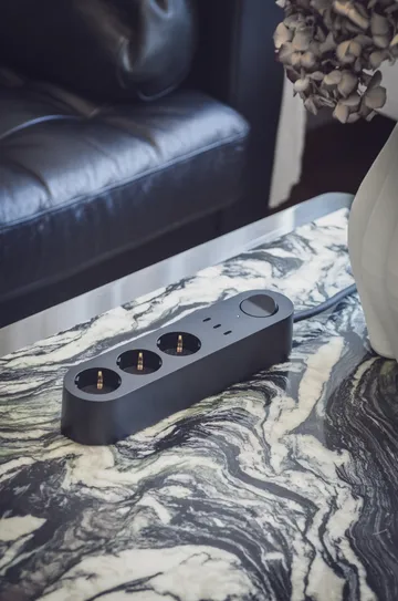 Alma Power Bar power strip - Midwinter black - palett3