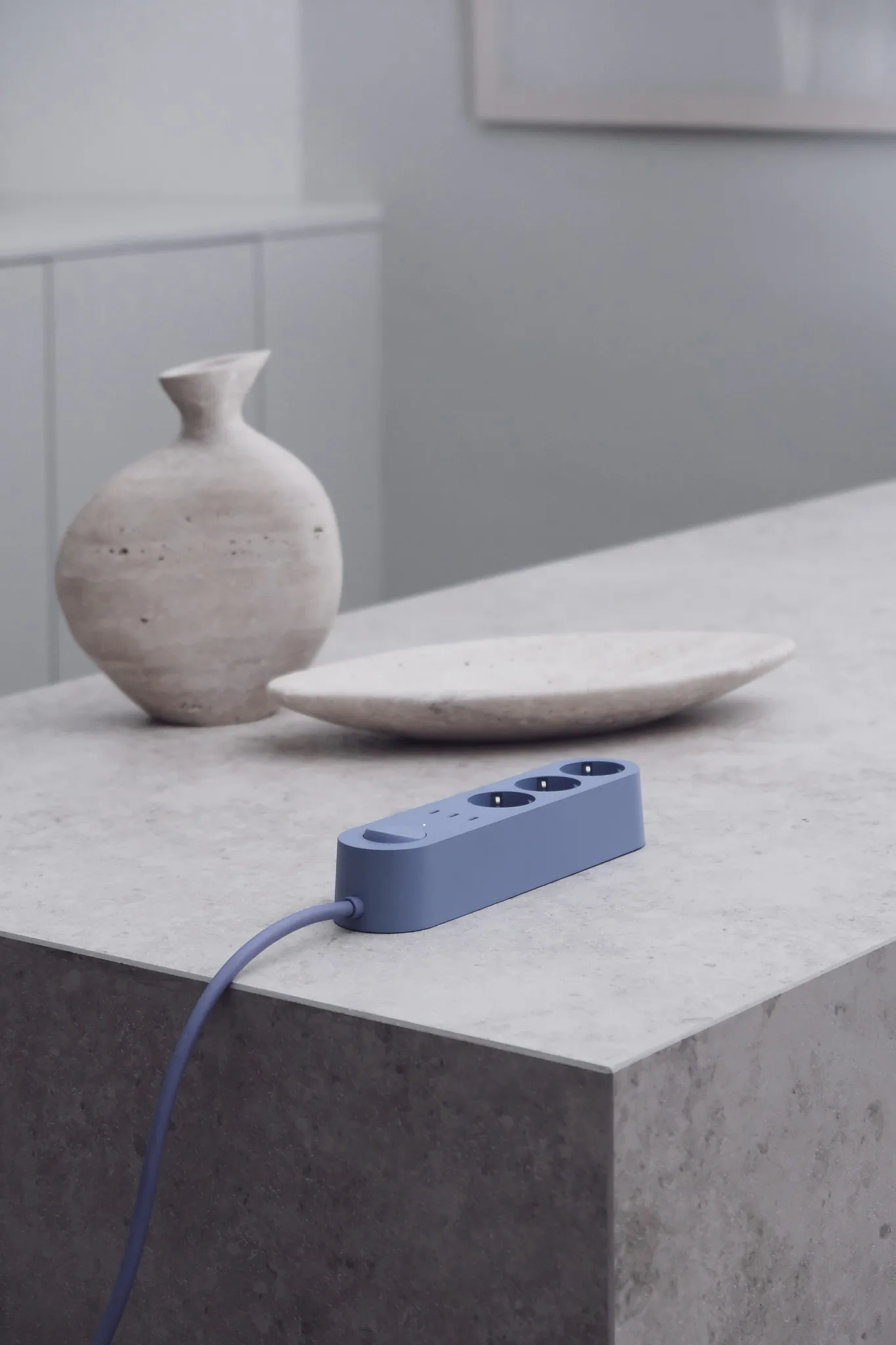 Alma Power Bar power strip, Kattegatt blue Palette