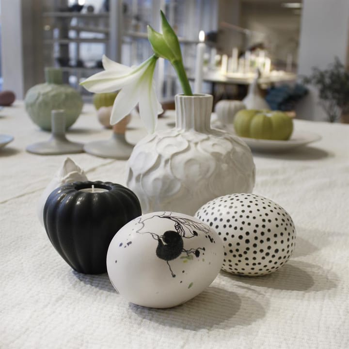 Egg dot, white-black Paradisverkstaden