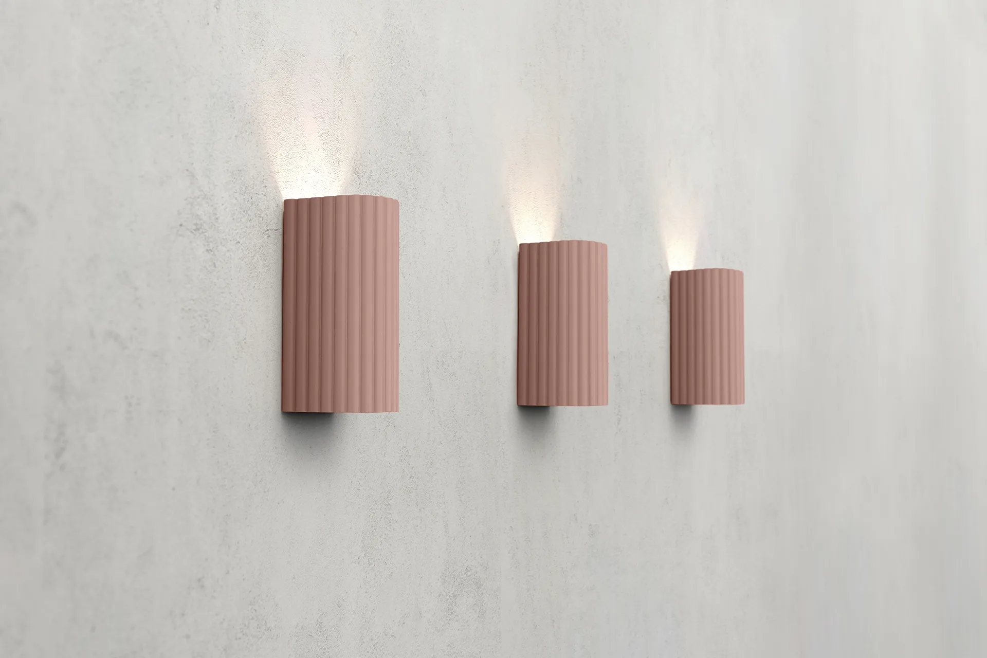 Donna 15 wall lamp, Blush Pholc