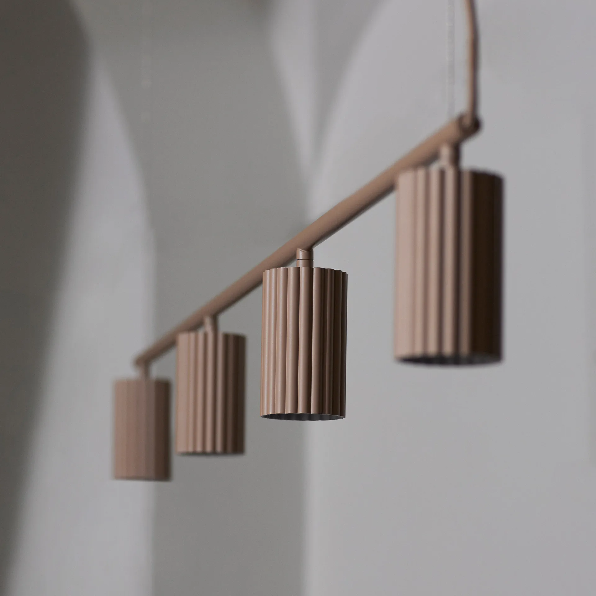 Donna Line 120 ceiling lamp, blush Pholc