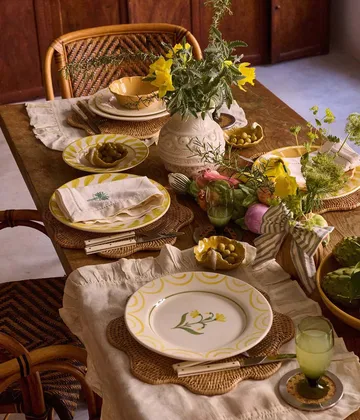 Cottage Flower plate - Yellow, 28 cm - Pick a Poppy