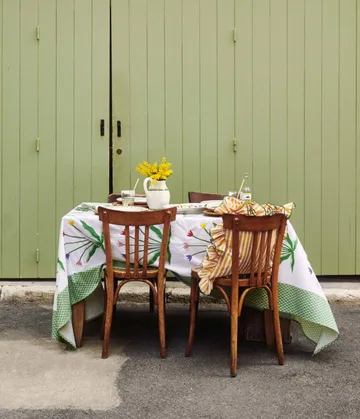 Madelen Möllard Tulip tablecloth - Multi, 250x150 cm - Pick a Poppy