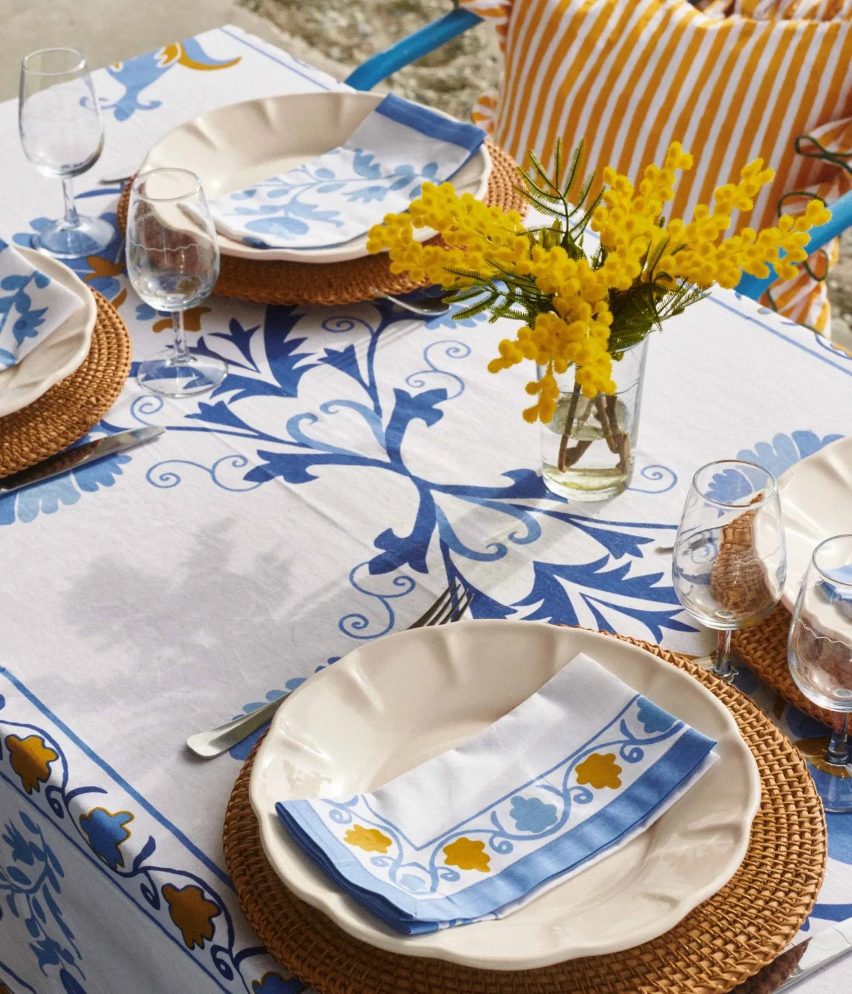 Suzani tablecloth, Blue, 350x150 cm Pick a Poppy