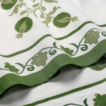 Suzani tablecloth - Green, 350x150 cm - Pick a Poppy