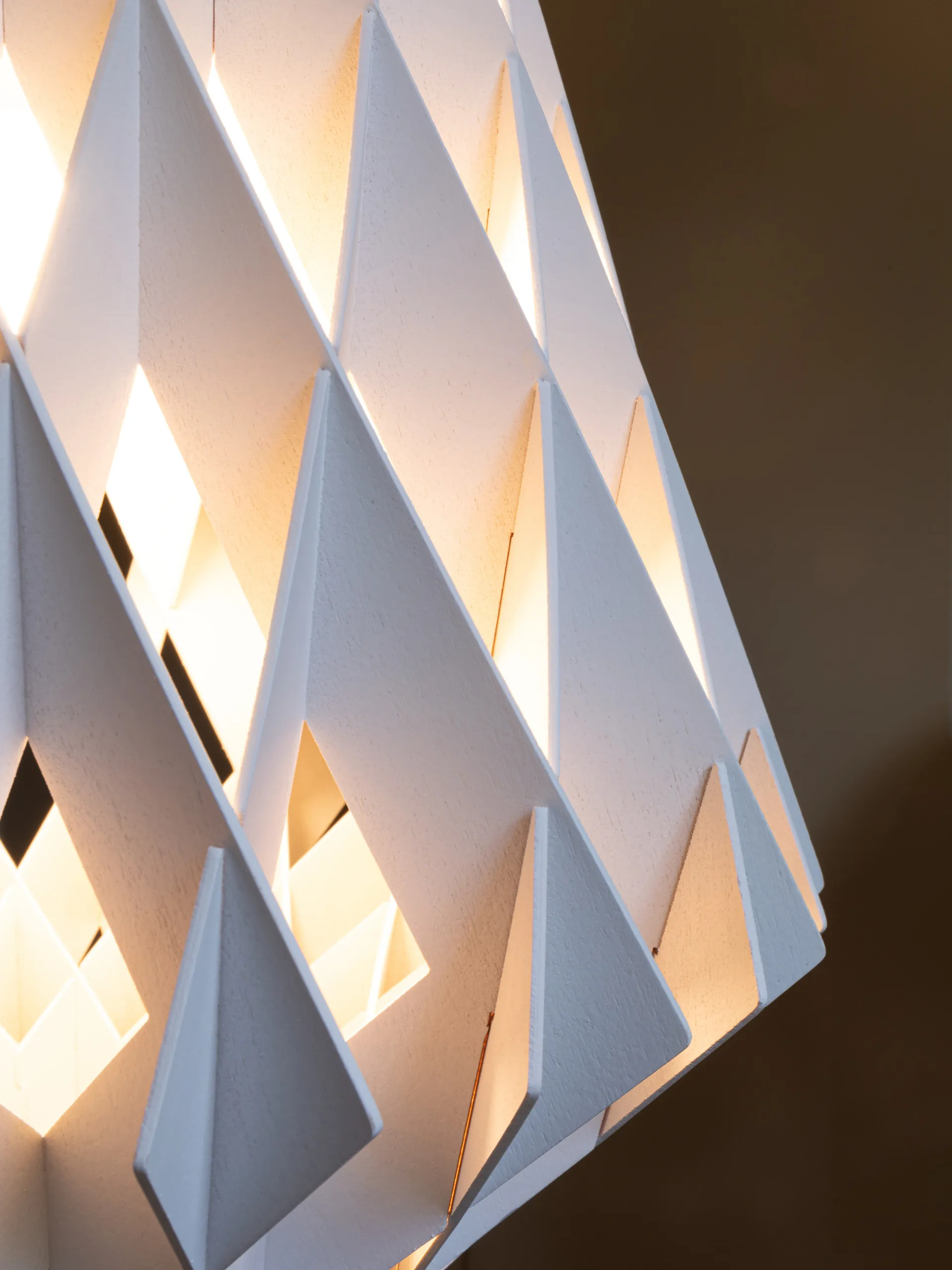 Pilke Signature floor lamp Ø28 cm, White Pilke