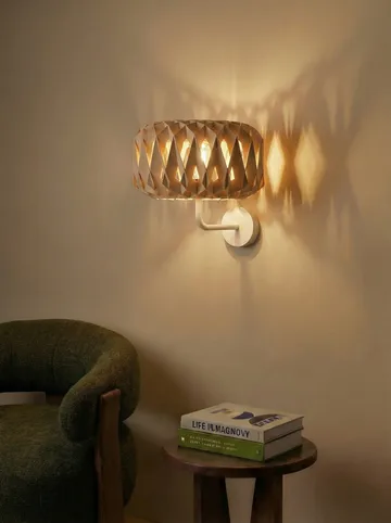 Signature 25 wall lamp - Birch, Ø28x15.5 cm - Pilke