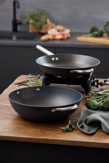 Garonne wok pan lightweight cast iron - Ø34 cm - Pillivuyt