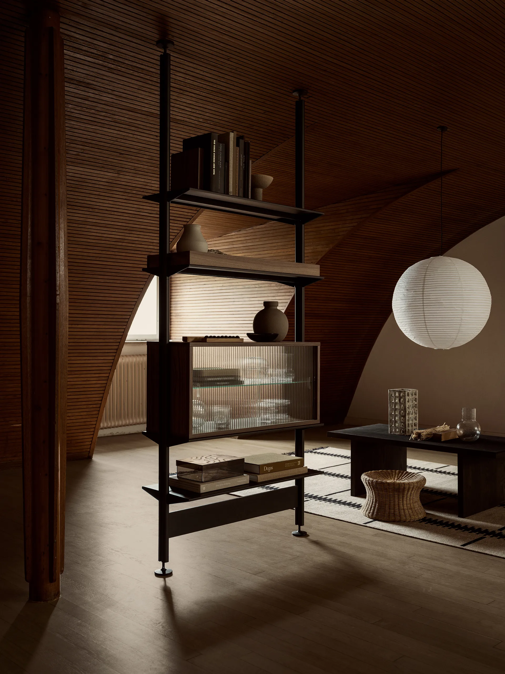 Pira display cabinet, Walnut-ribbed glass, 70x31 cm, glass back Pira