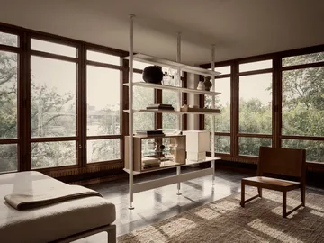 Pira display cabinet - Whitewashed oak-clear glass, 70x31 cm, 4 doors - Pira