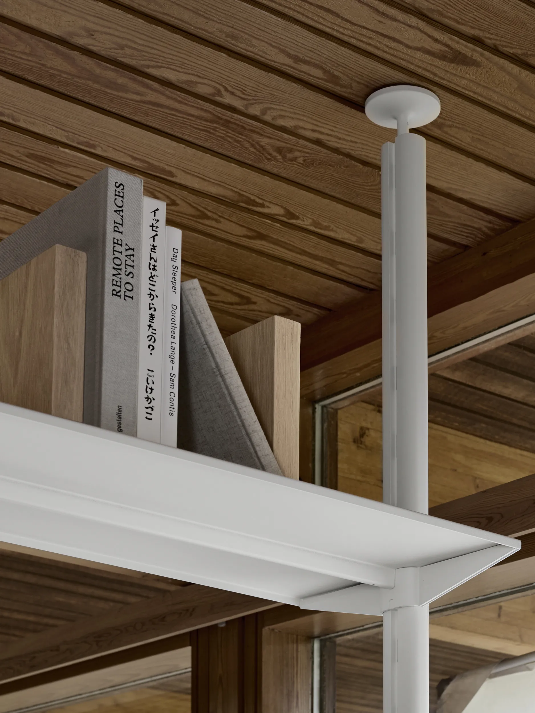 Pira G2 shelving system F C B White/Walnut 240–247 cm Pira