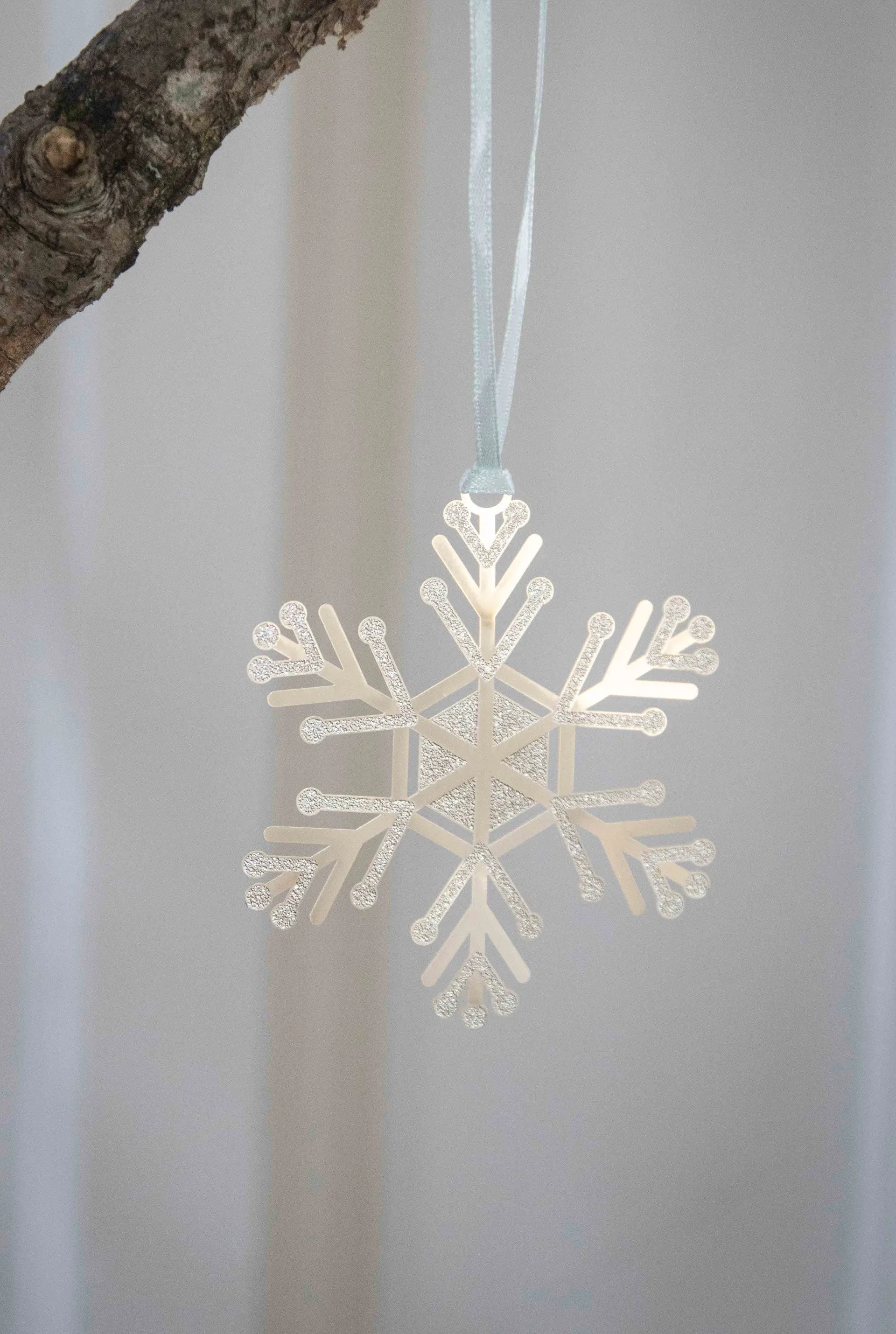 Let it snow decoration hanger, Silver Pluto Design