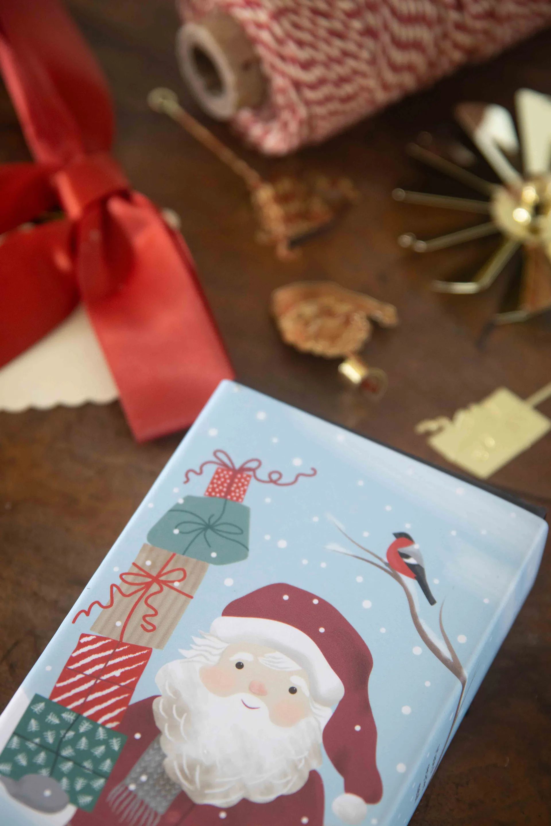 Merry Christmas angel chimes, Gold Pluto Design