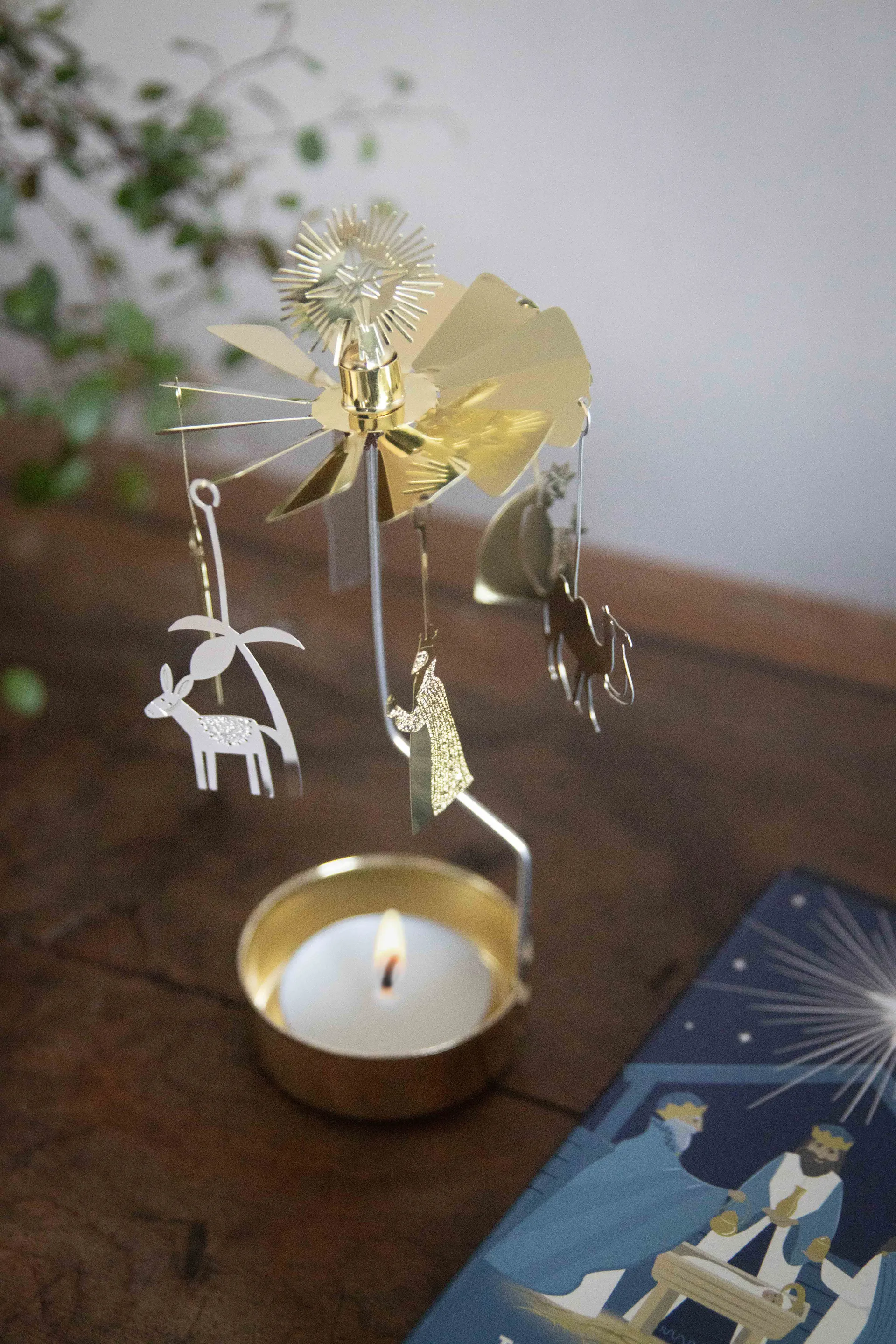 Star of Bethlehem angel chime, Gold Pluto Design