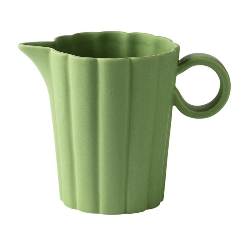 PotteryJo Birgit pot 1 liter Olive | Scandinavian Design | Water jugs and carafes | Green