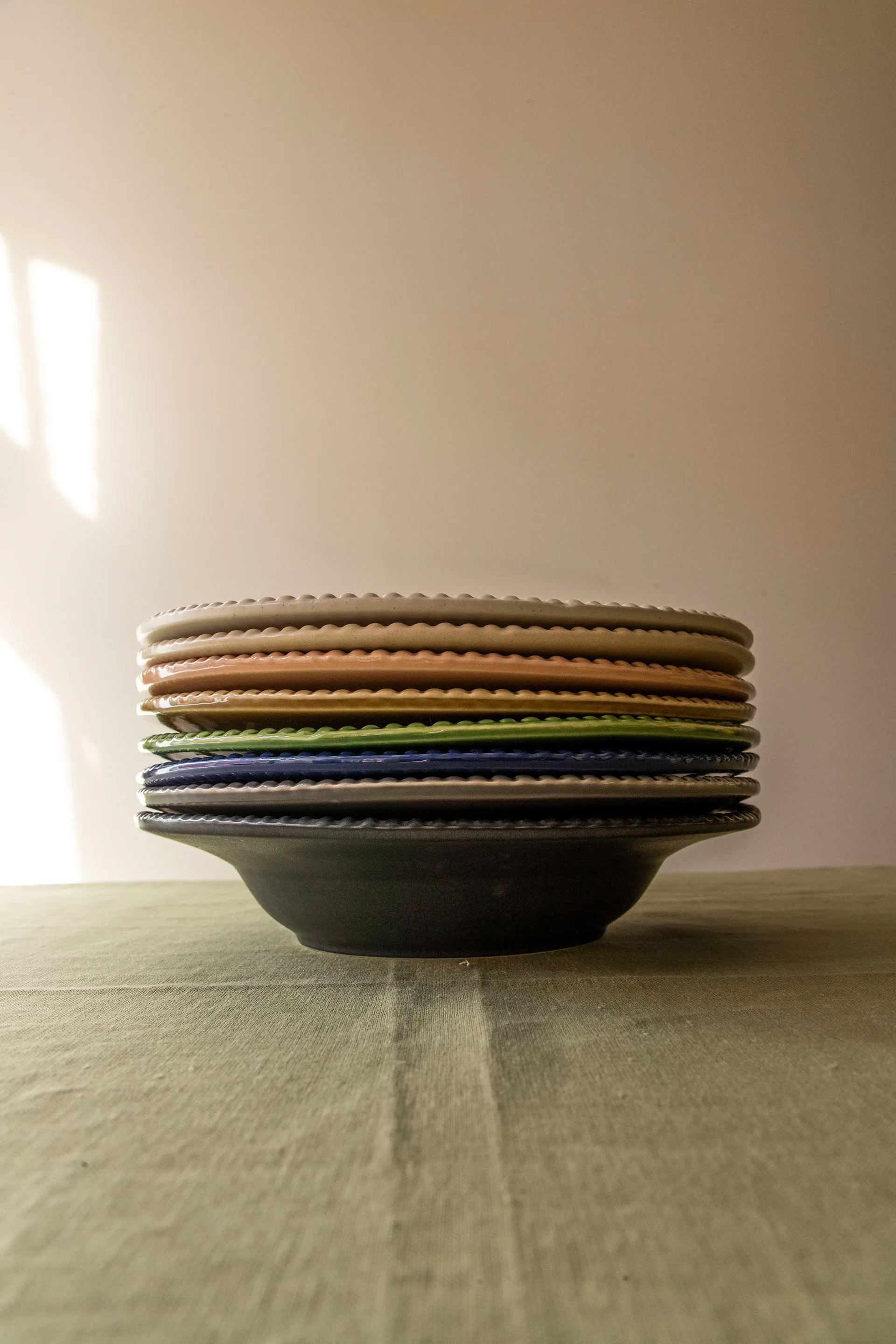 Daria pasta plate Ø35 cm, Clean grey PotteryJo