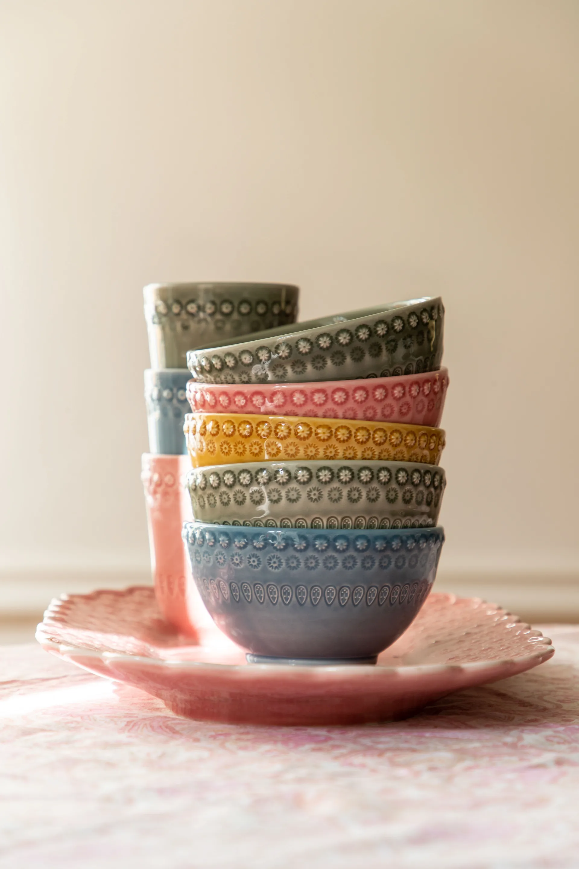 Ditsy oval serving saucer, rose (pink) PotteryJo