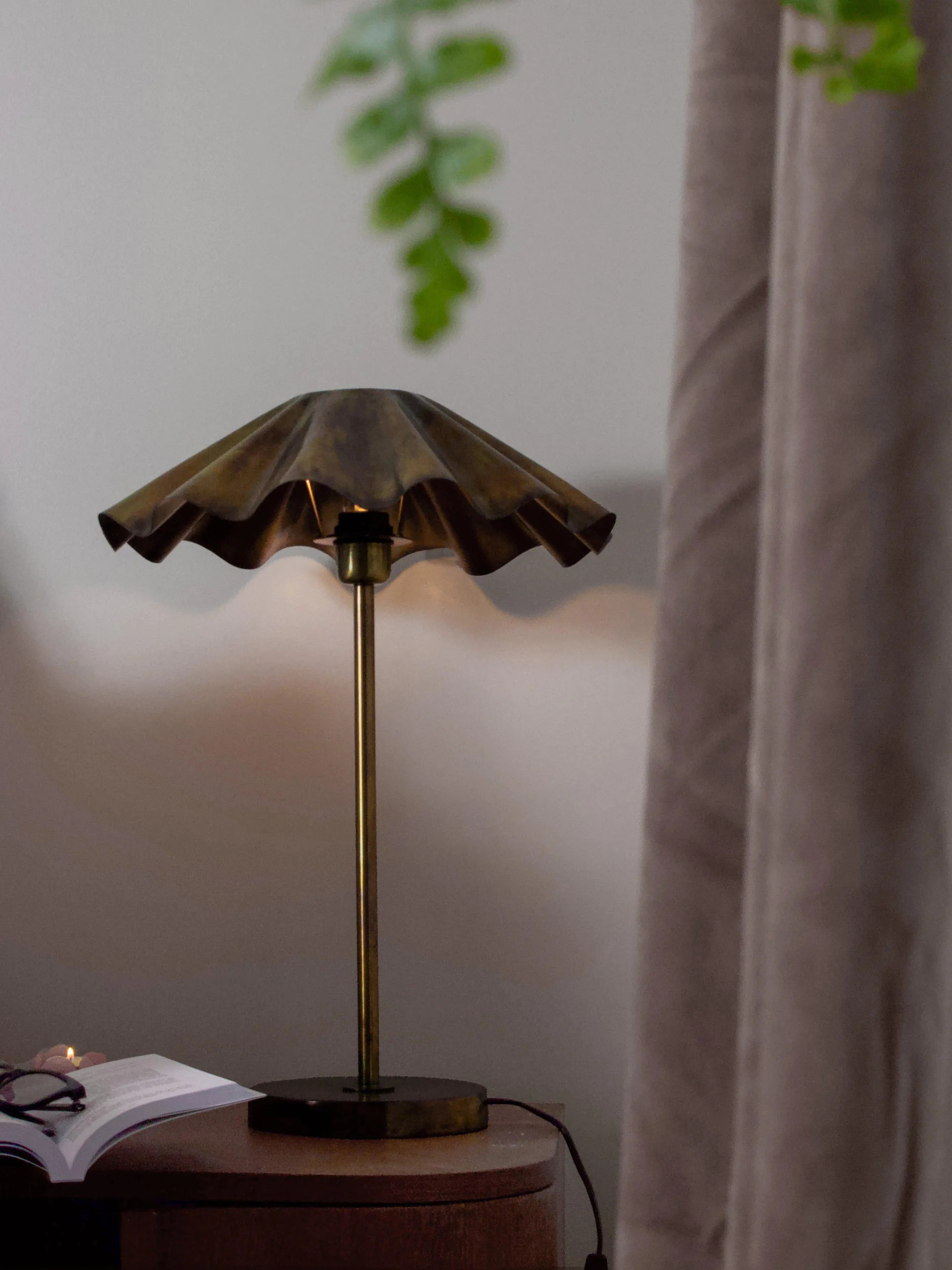 Aira table lamp, Burnished brass, 54 cm PR Home