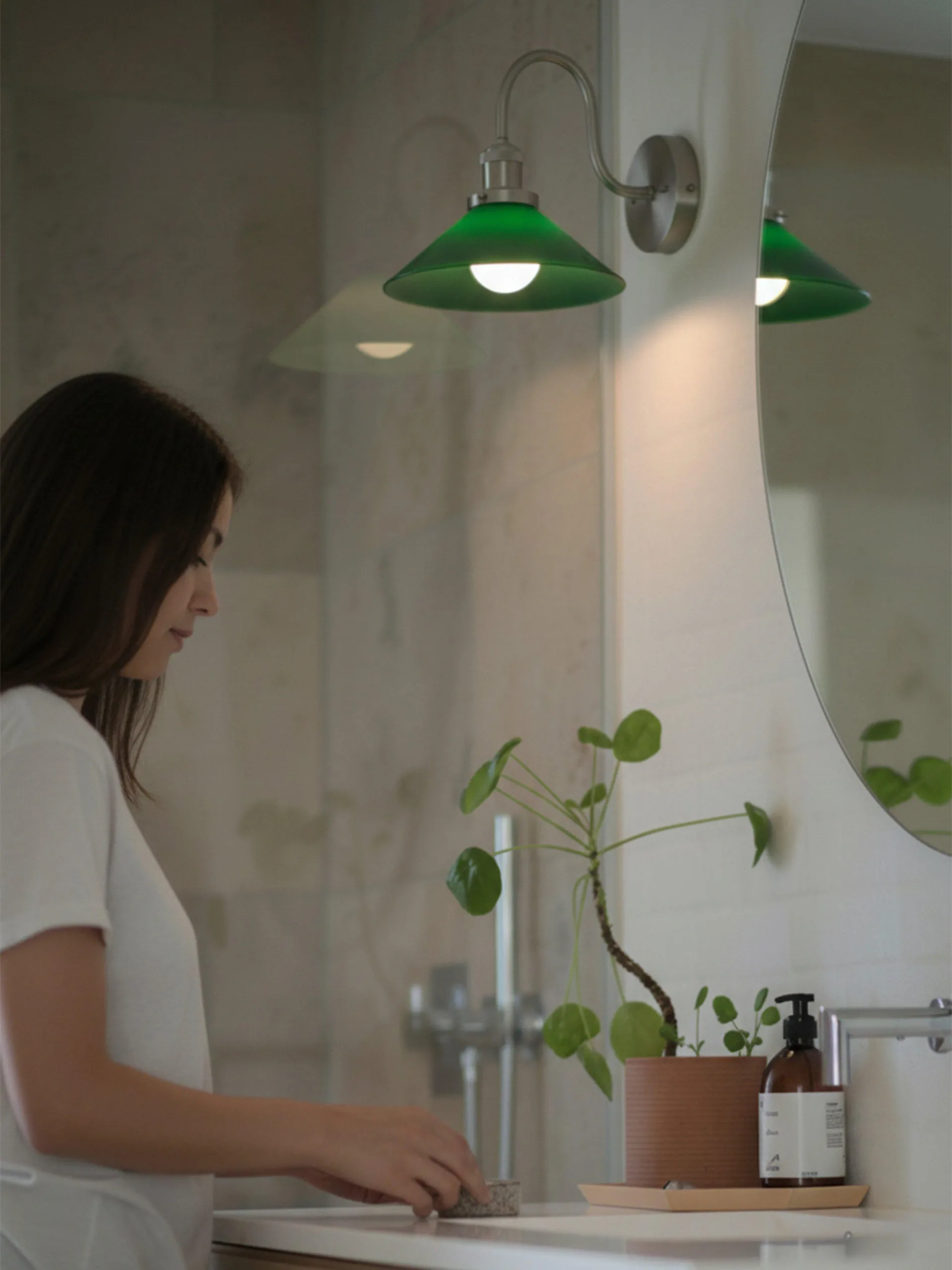 August wall lamp, Green-chrome PR Home