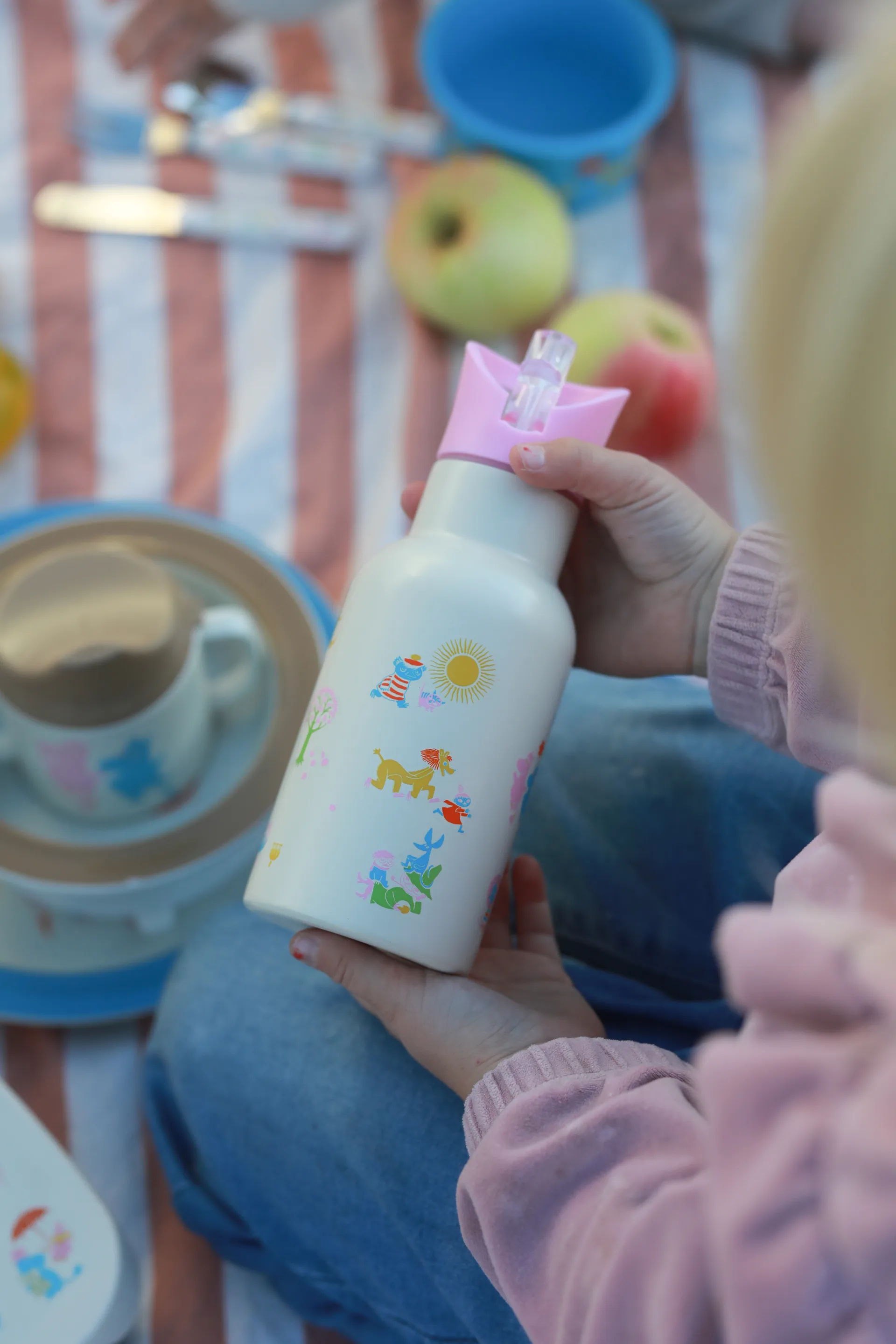 Mumin 80 water bottle 34 cl, Beige-pink Rätt Start