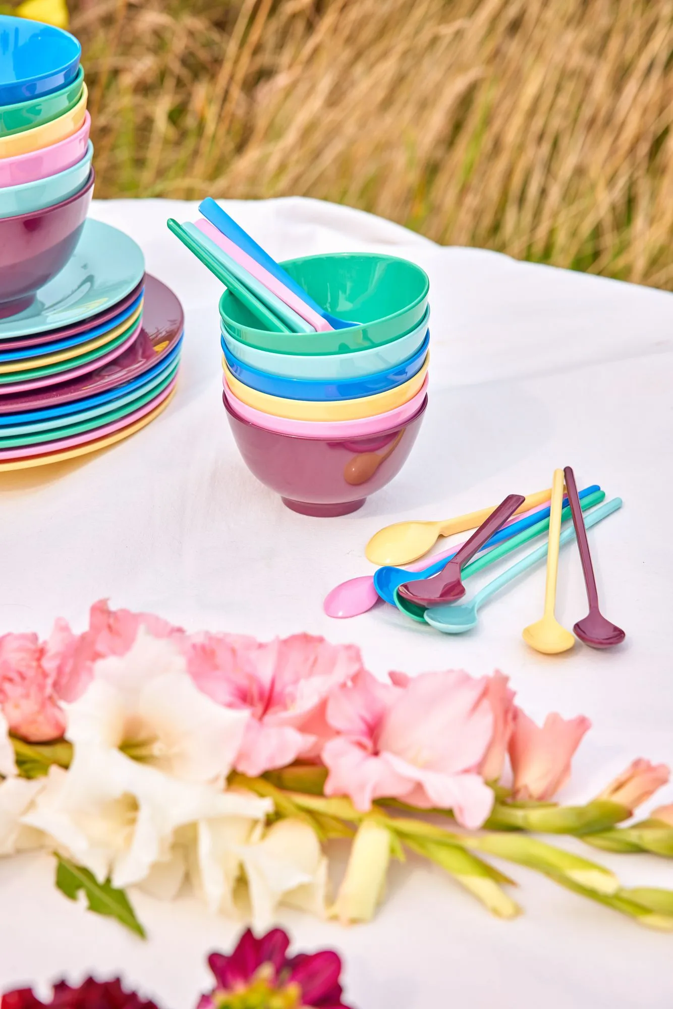 Rice melamine bowl small 30 cl 6-pack, Show your true colours. RICE