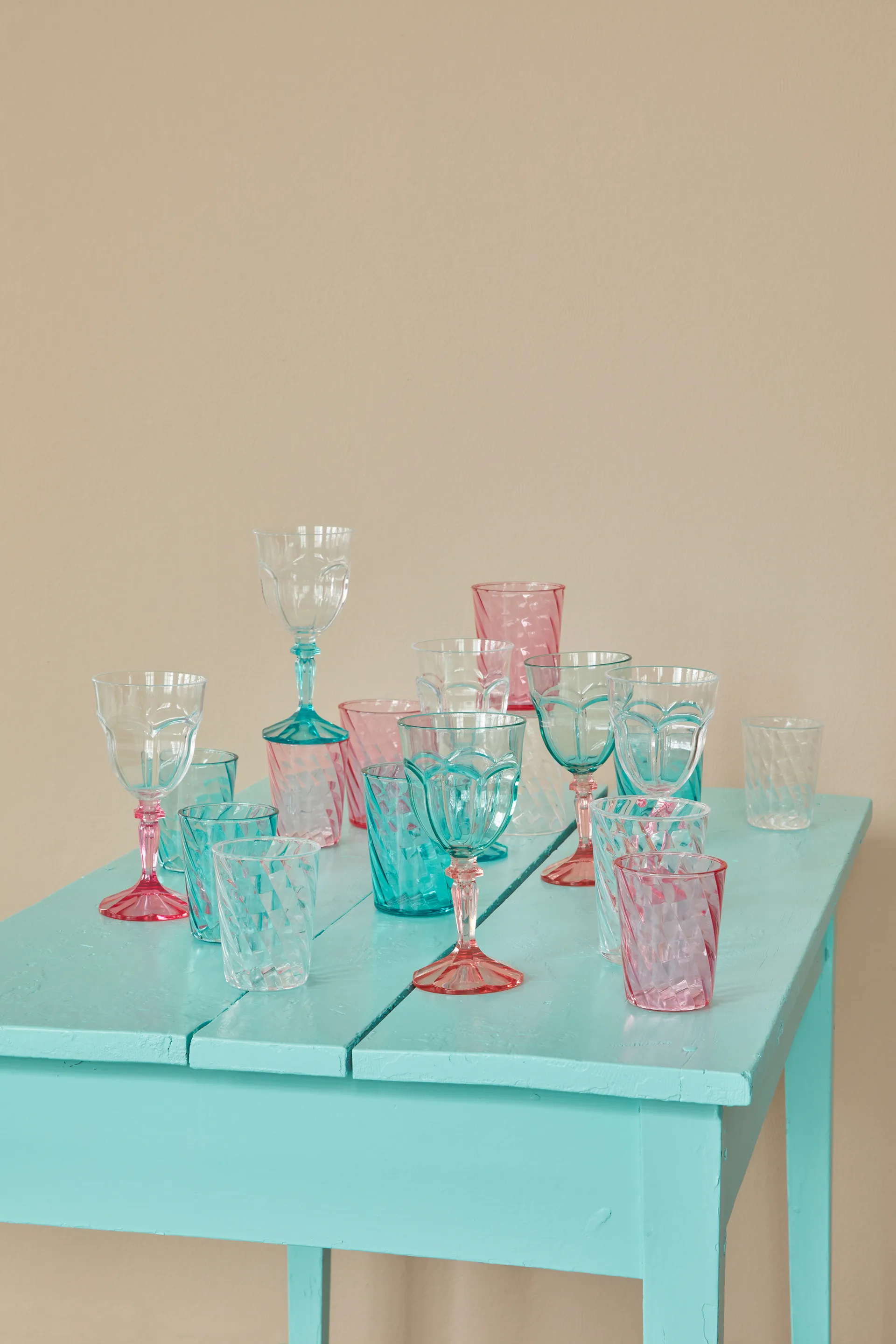 Rice Twisted Swirl drinking glass acrylic 34 cl, Pink RICE