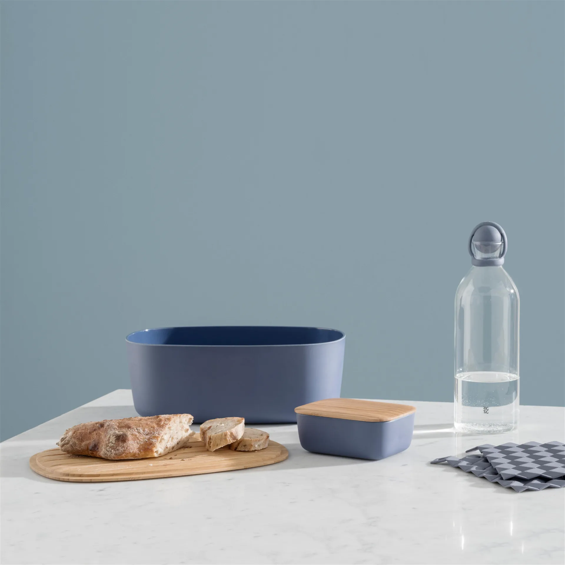 BOX-IT bread box 22,5x34,5 cm, dark blue RIG-TIG