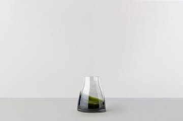 Flower vase no. 2 - Moss green - Ro Collection