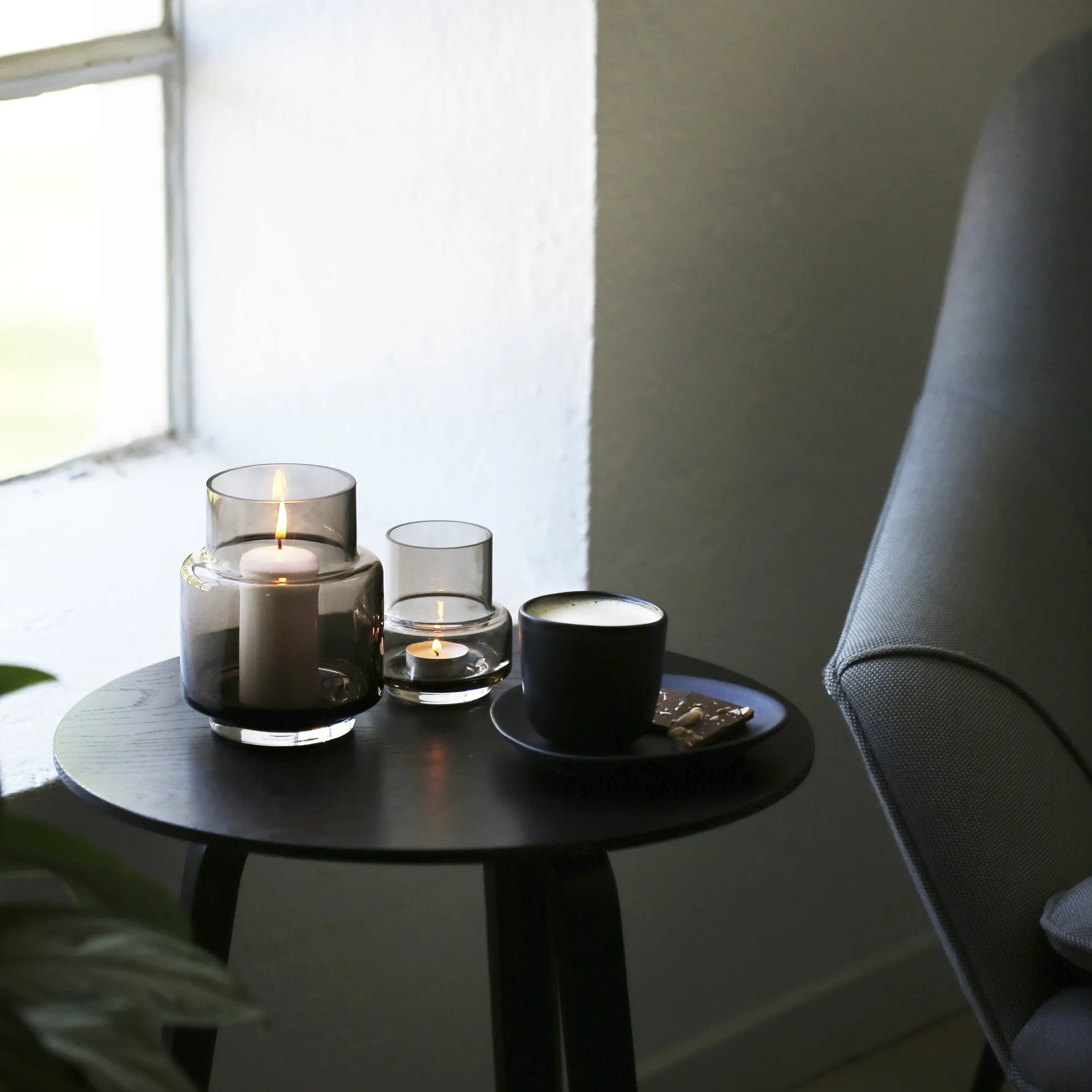 Hurricane no. 53, sepia brown Ro Collection