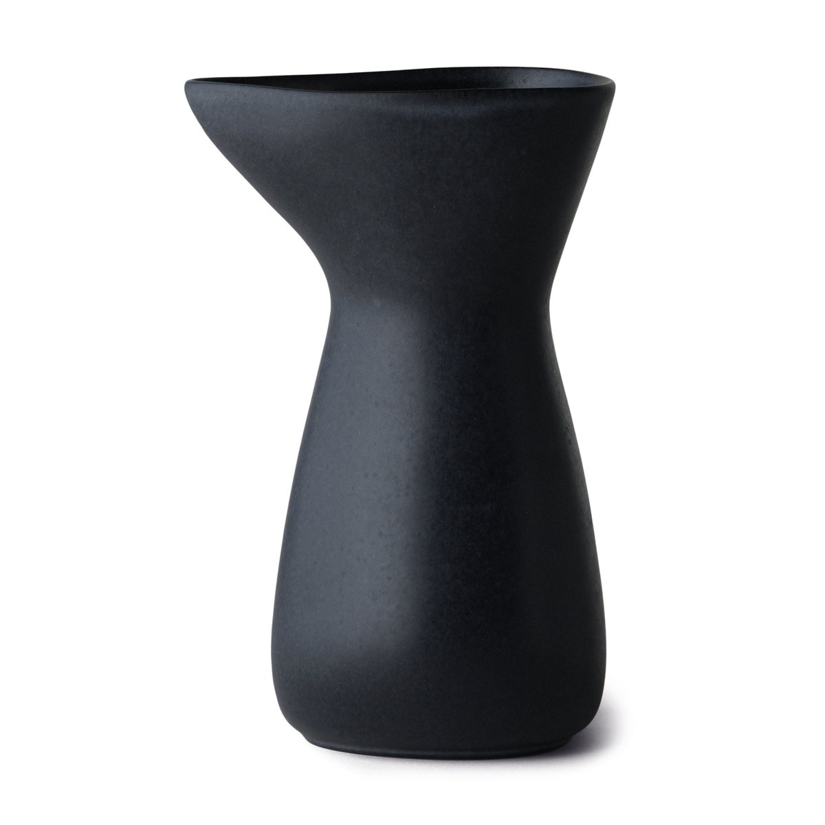 Ro Collection Jug no. 58 Large Lava stone | Scandinavian Design | Water jugs and carafes | Black