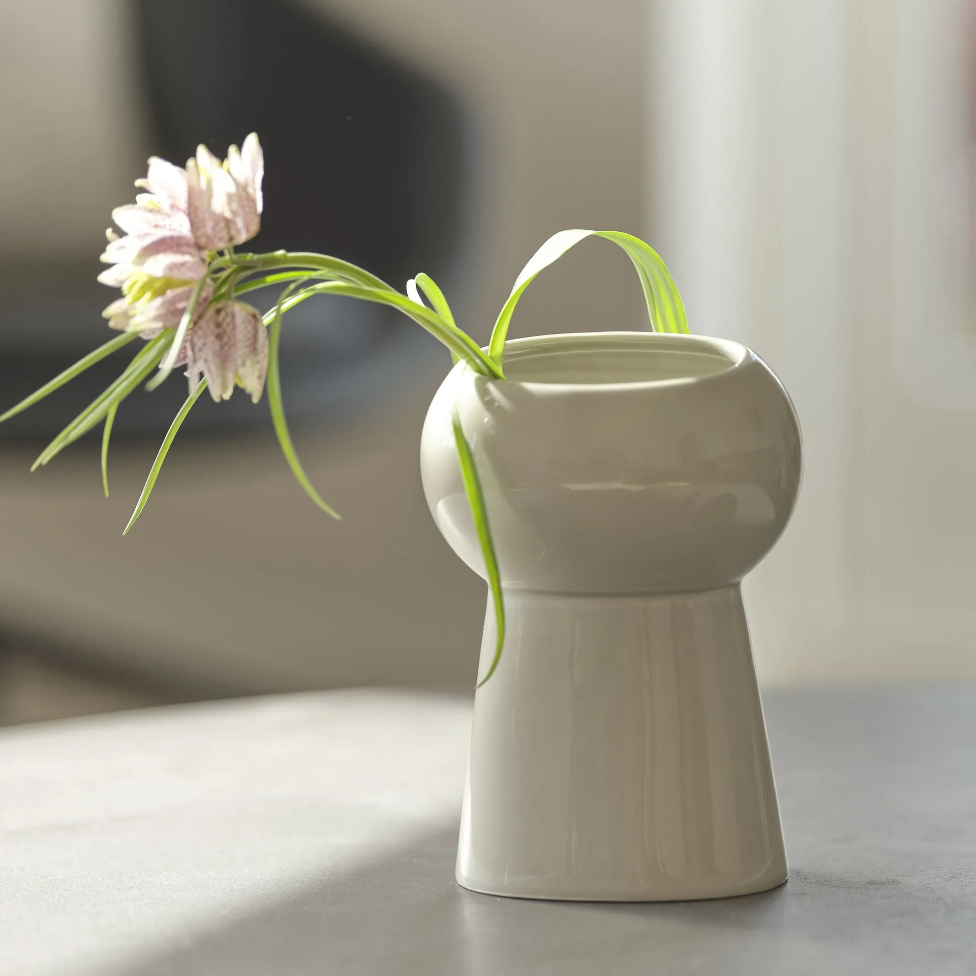 Oval vase no. 65, Moon stone Ro Collection