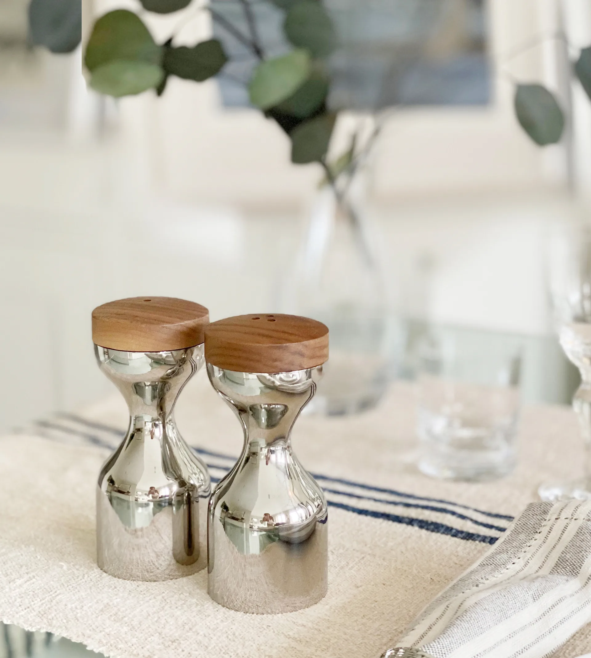 Limbrey salt mill 14.5 cm, Stainless steel Robert Welch