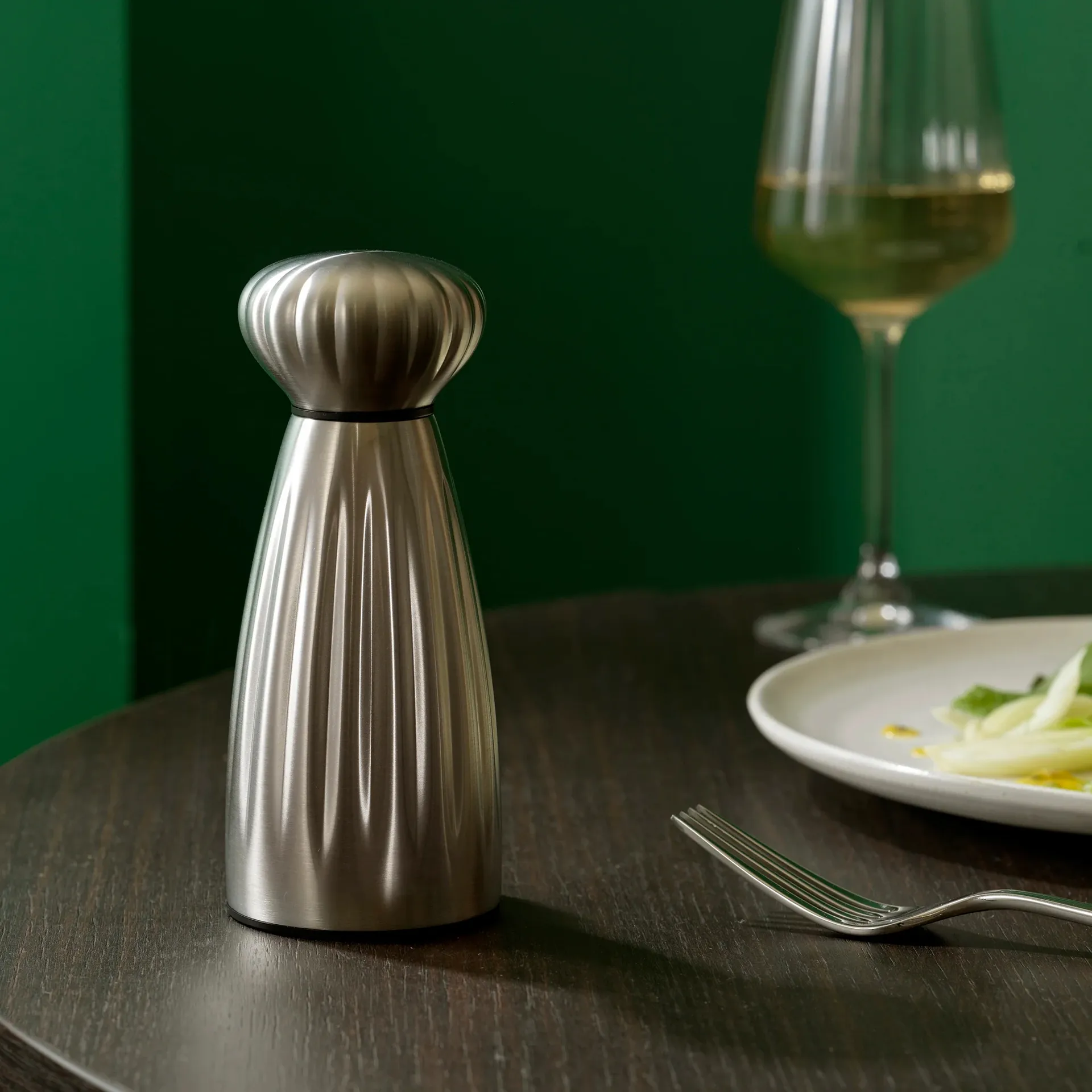 Palm Satin pepper mill, Small-stainless steel Robert Welch